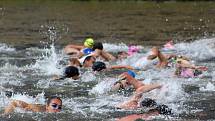 Triatlon Železný knedlík 2018 absolvovalo téměř 120 závodníků.