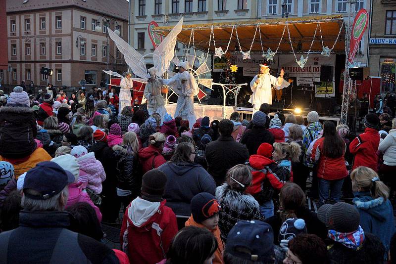 Rozsvěcení vánočního stromu v Rumburku.