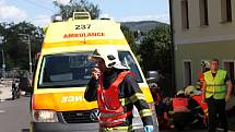 Při dopravní nehodě v Horním Podluží se vážně zranil motorkář.