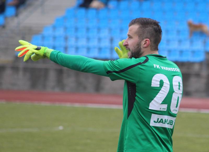 FOTBALOVÝ VARNSDORF doma zaslouženě porazil 5:2. 