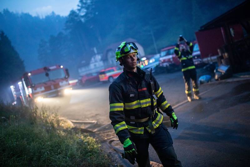 Požár v Českém Švýcarsku, pondělí 1. srpna.
