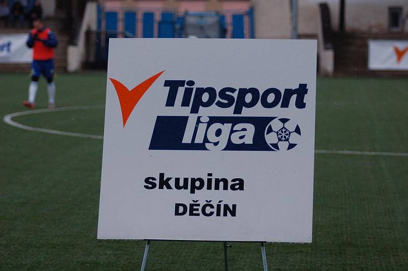 DEBAKL. V prvním utkání děčínské skupiny TL porazily Teplice Armu vysoko 8:0.