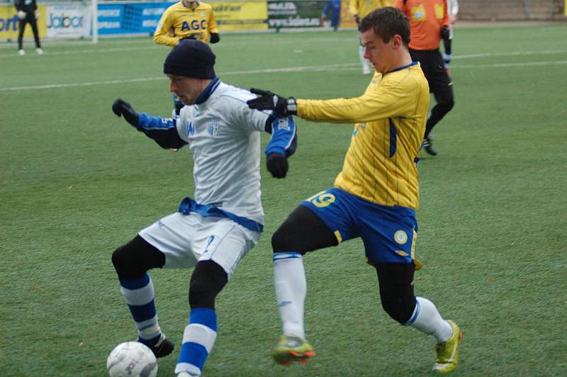 DEBAKL. V prvním utkání děčínské skupiny TL porazily Teplice Armu vysoko 8:0.