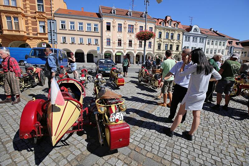 Böhmerlandy profrčely přes Děčínsko.