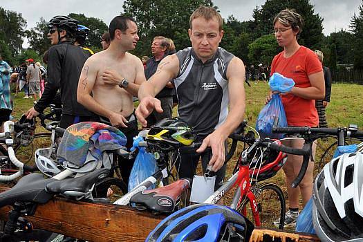 Houmrův triatlon.