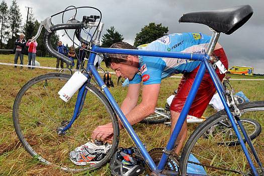 Houmrův triatlon.