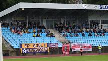 Varnsdorf (ve žlutém) porazil Třinec 1:0.