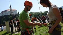 VIA FERRATA neboli Železná stezka vznikla v Děčíně na skále pod Pastýřskou stěnou. 