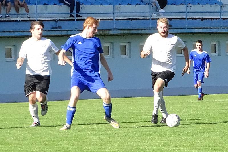 PORÁŽKA. Fotbalisté Modré prohráli v Lovosicích zaslouženě 0:2.