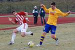 Fotbalisté Slovanu Varnsdorf (ve žlutém) remizovali s Vik. Žižkov 3:3