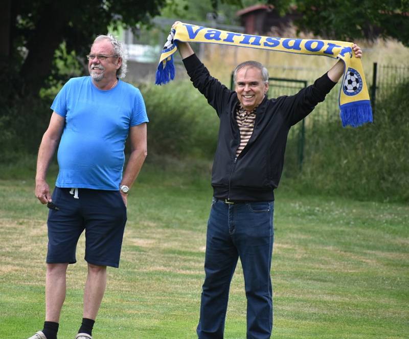 Fotbalisté Varnsdorfu zahájili letní přípravu na nový druholigový ročník. Jako trenér je vedl Miroslav Holeňák.