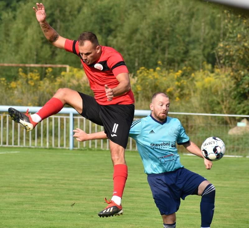 Jílové (v modrém) doma podlehlo Domoušicím 1:3.