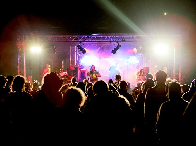 Rockový festival nabídne parádní hudební zážitek. Loňské zkušenosti slibují výbornou  atmosféru.