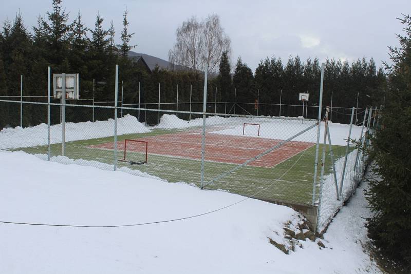 MALEBNÝ sportovní areál v Modré nabízí opravdu mnoho.