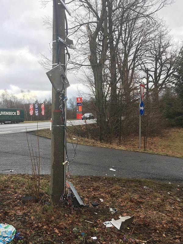 Na Studánce někdo zničil další radar, pravděpodobně opět trhavinou.