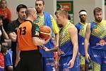Basketbalový zápas mezi BK Děčín a Slunetou Ústí nad Labem