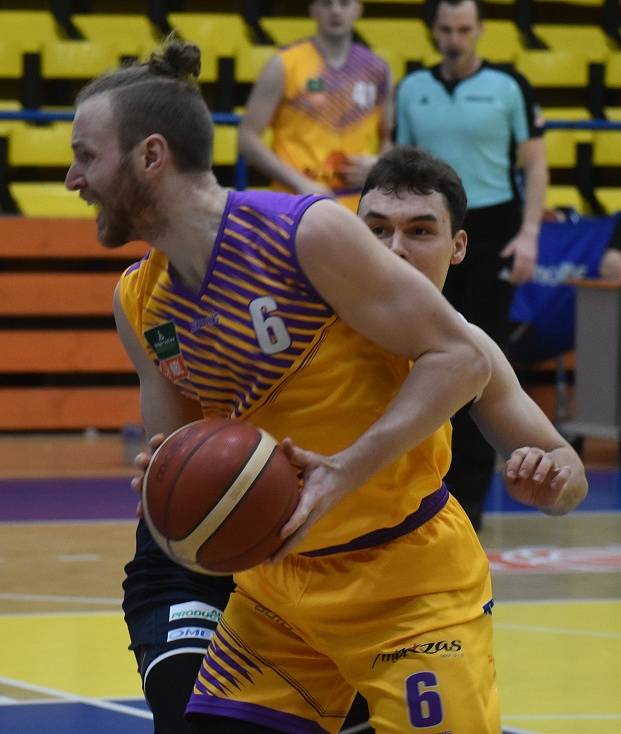 Čtvrté derby v sezoně. Basketbalisté Ústí nad Labem doma přivítali rivala z Děčína.