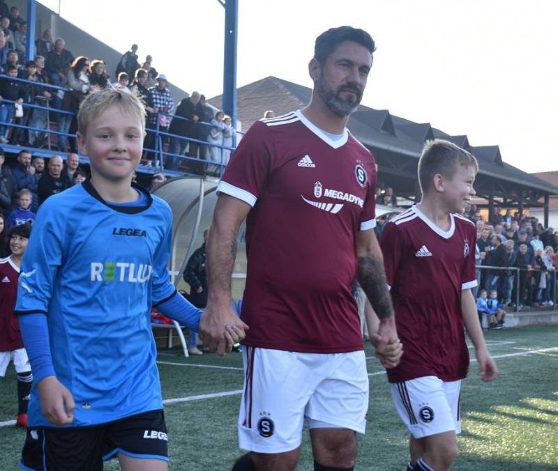 Děčín si užil oslavy 100 let tamní kopané. Gratulantem byla AC Sparta Praha.