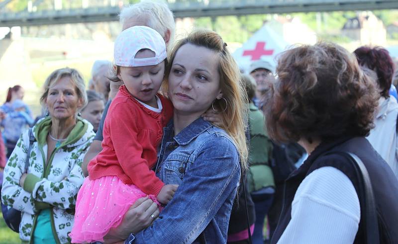 V Děčíně proběhlo ve středu 7. června 2017 živé vysílání Snídaně s Novou.