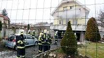 Při požáru ve Šluknově byl těžce zraněn jeden člověk.
