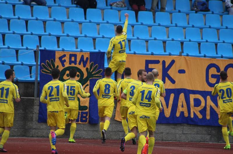 FOTBALOVÝ VARNSDORF doma zaslouženě porazil 5:2. 