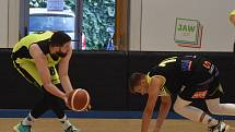 Basketbalisté Děčína narazili v dalším přípravném utkání na Ústí nad Labem. Sluneta naopak odehrála první přátelský zápas v rámci letní přípravy.