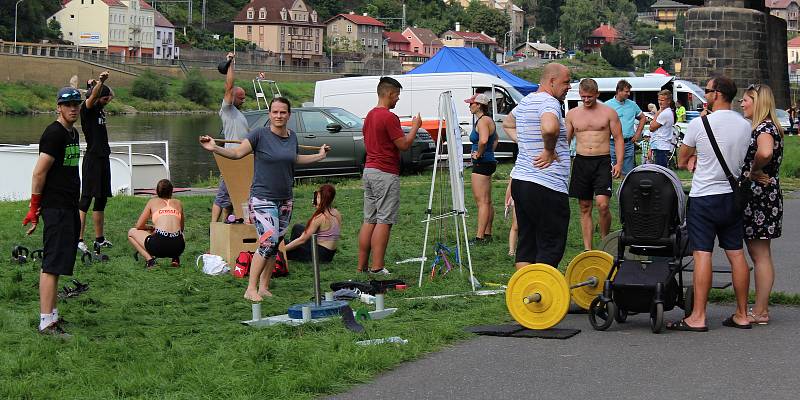 Běh pro vojenský fond solidarity a Nadaci policistů a hasičů 2019.