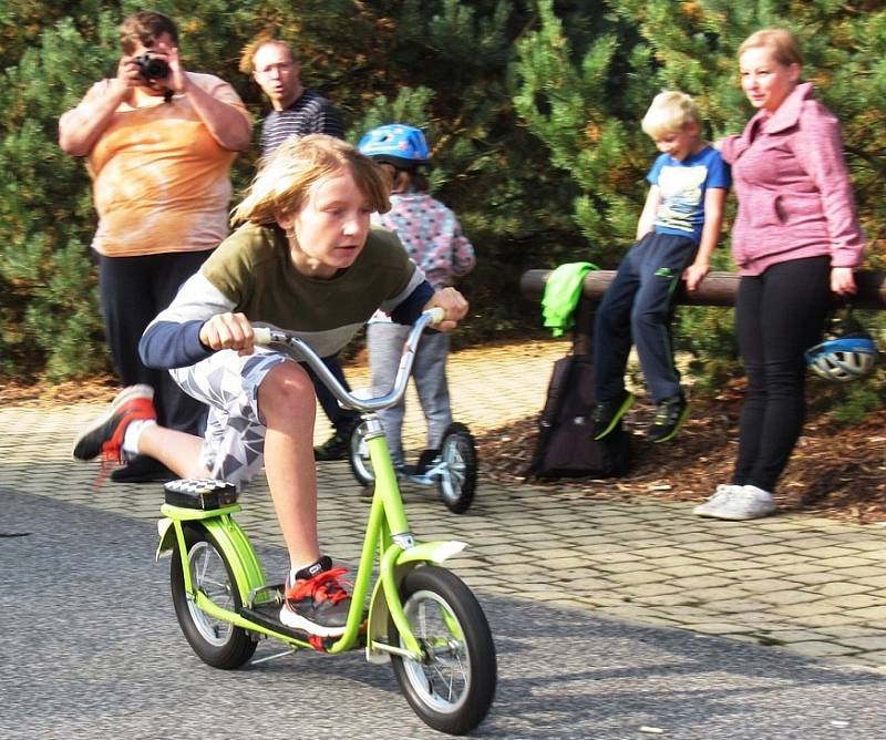 Poslední zářijová neděle patřila v Krásné Lípě koloběžkám.