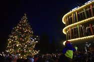 Slavnostní rozsvícení vánočního stromu v Děčíně v roce 2022.