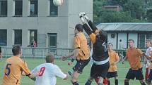 DOBRÝ START. Fotbalisté Jílové doma porazili po bitvě 2:1 Střekov