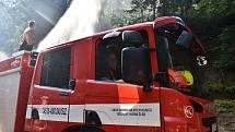 Významnou roli při hašení obřího požáru u Hřenska sehráli dobrovolní hasiči