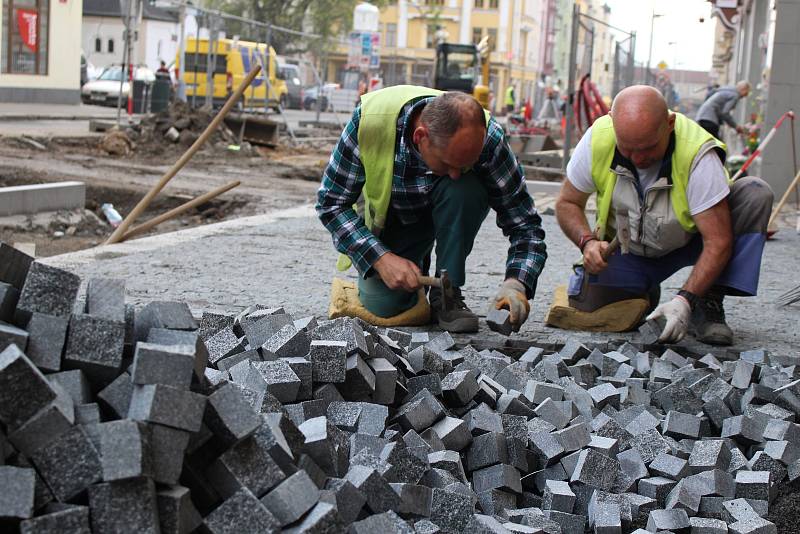 Práce na revitalizaci Podmokel pokračují.