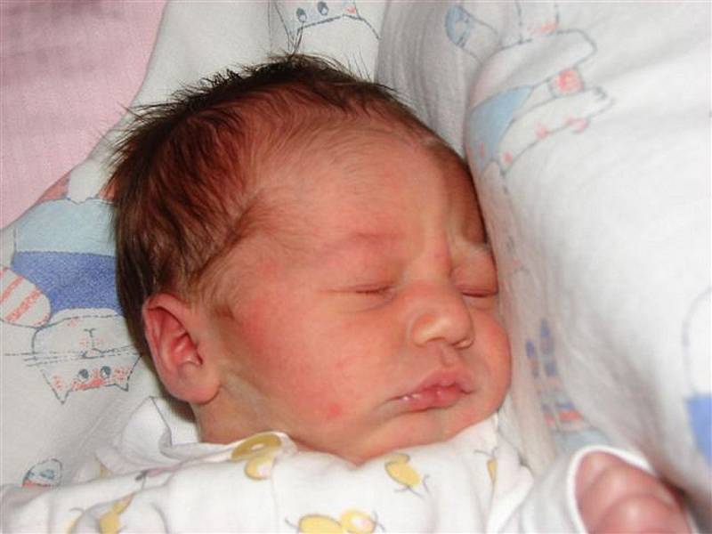 Heleně Kuklíkové z Rumburku se 22. února ve 14.00 hodin v rumburské porodnici narodila dcera Natálie Nedbalová. Měřila 45 cm a vážila 2,95kg.