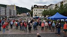 V Děčíně se sešli lidé k dalšímu protestu proti vládě Andreje Babiše.