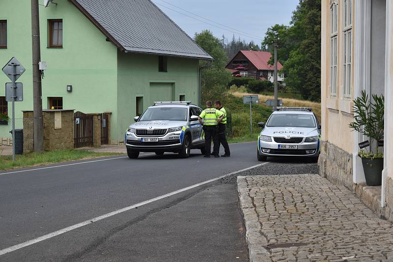 Lidé z Mezné se po téměř třech týdnech vrátili domů