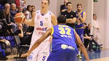 DERBY. Děčínští basketbalisté přivítali Ústí nad Labem.