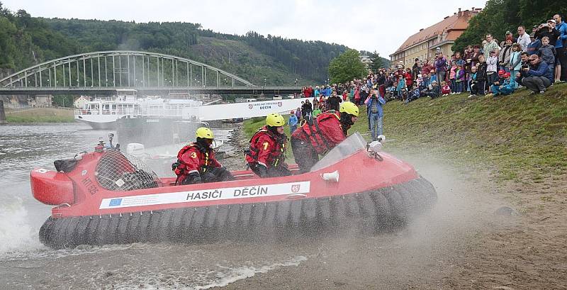 Den záchranářů Ústeckého kraje 2015 se konal v Děčíně 