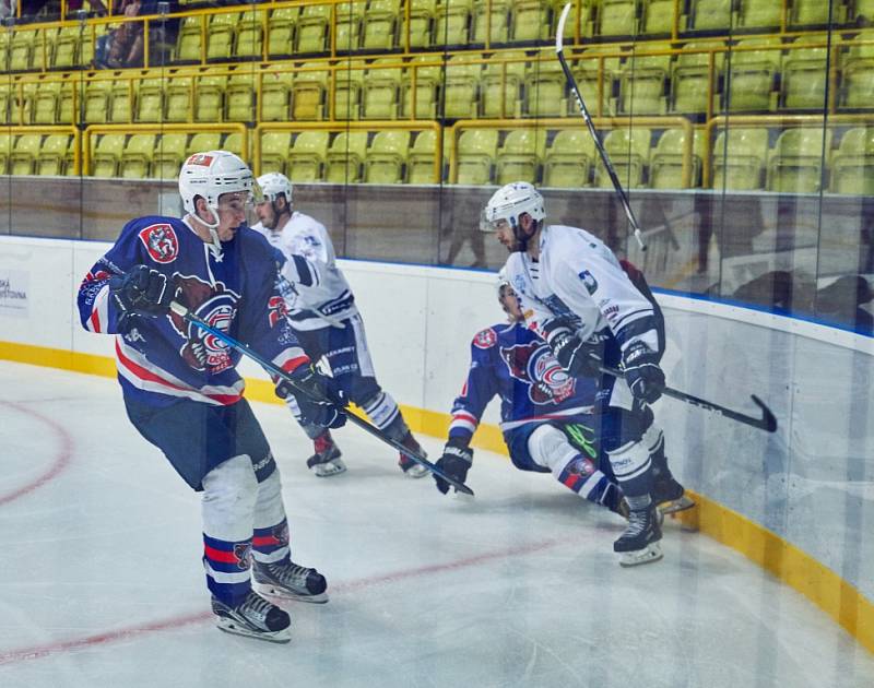 VÍTĚZSTVÍ. Hokejisté Děčína vyhráli BAK Cup 2019.