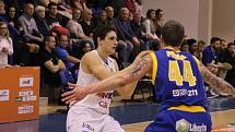 DERBY. Děčínští basketbalisté přivítali Ústí nad Labem.