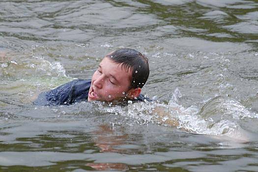 Houmrův triatlon.