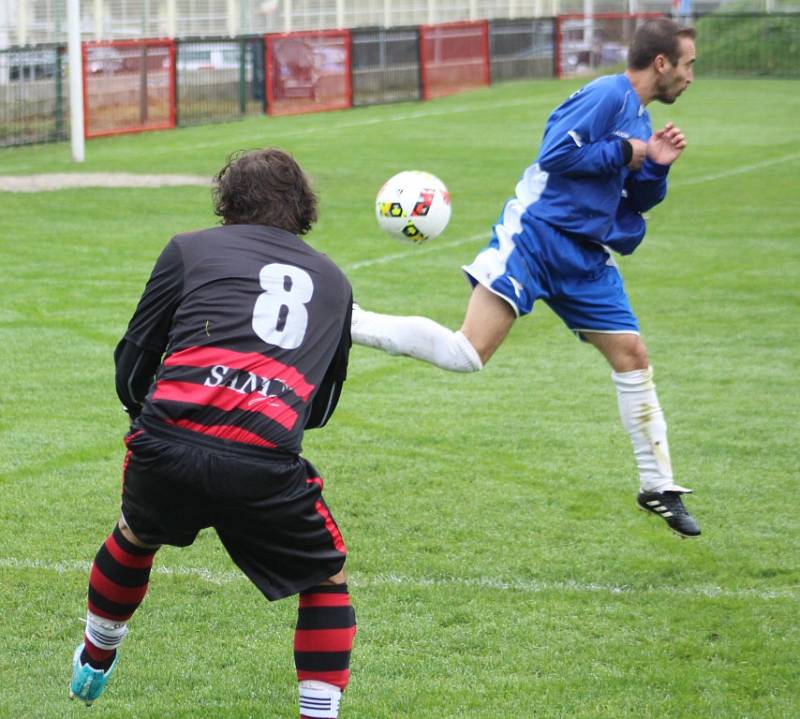 UNION DĚČÍN doma porazil Chlumec 2:0.