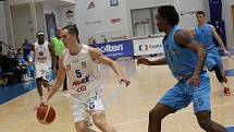 PÁTÉ VÍTĚZSTVÍ v řadě zapsali děčínští basketbalisté, doma porazili Olomoucko.