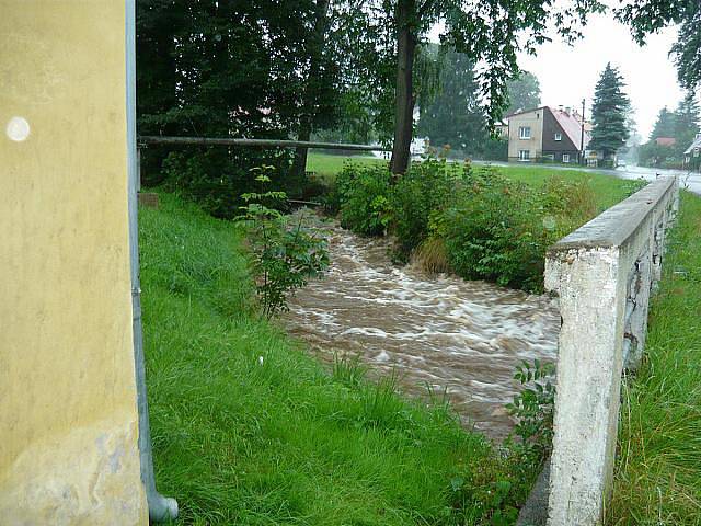 Velká voda v Dolním Podluží.