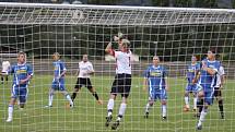 SUPER. Junior Děčín (v modrém) vyhrála v Krupce 3:2.