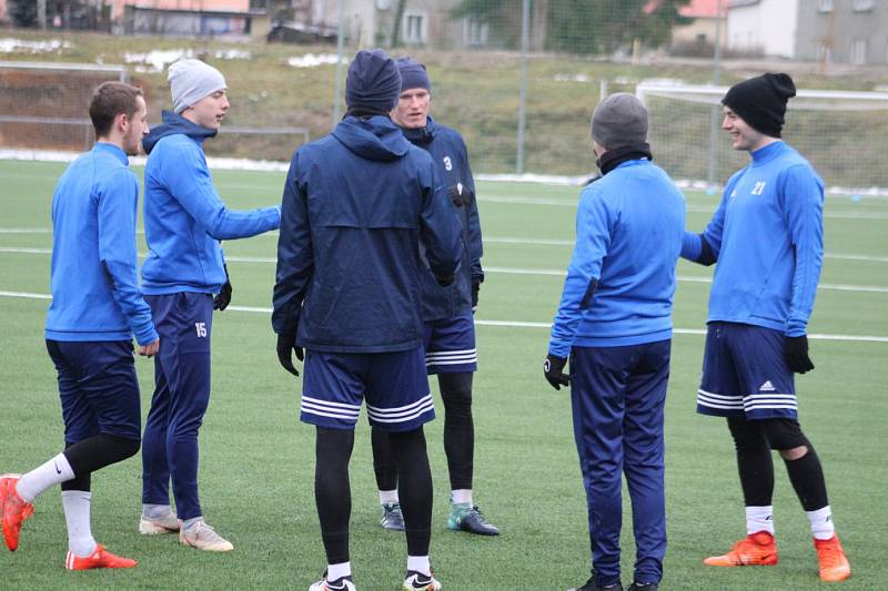 PRVNÍ TRÉNINK. Fotbalisté Varnsdorfu zahájili zimní přípravu na jarní část druhé ligy.