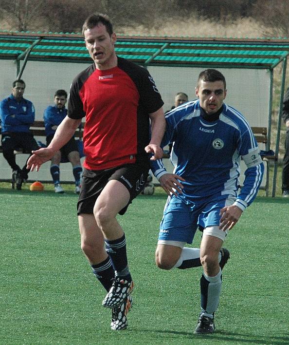 ČESKÁ KAMENICE (modré dresy) neoslnila a Srbicím podlehla 0:6.