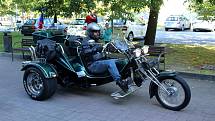 V sobotu se nejen na Mostecku uskutečnila spanilá jízda motorkářů UniRiders, která finančně pomohla třem těžce nemocným dětem.