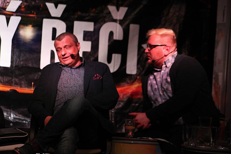 Silné řeči tentokrát vedl Roman Vaněk a děčínští basketbalisté.