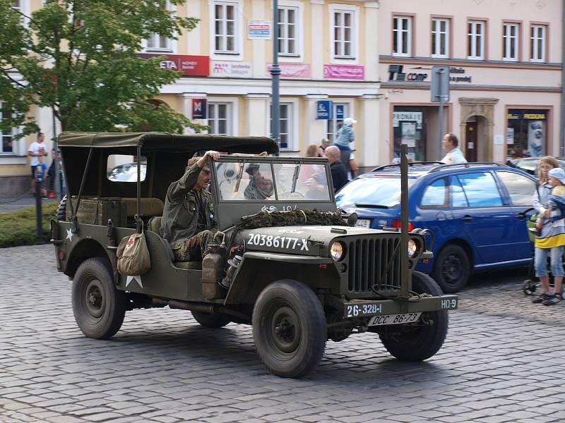 Historická vojenská technika v Rumburku.