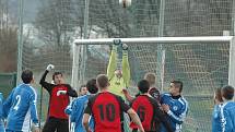 ČESKÁ KAMENICE (modré dresy) neoslnila a Srbicím podlehla 0:6.